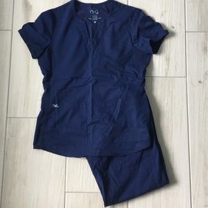 NRG navy scrub set
